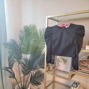 Vestique Crop Puff Sleeve Statement Top in Black - Size Large Long/3/4's…